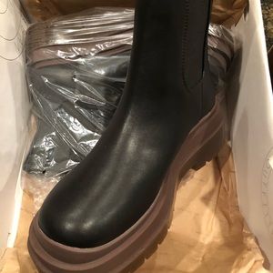 Chelsea boots womens
